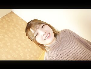 FC2-PPV-3215955着せて河川敷で野外フェラ＆口内射精彼女の美貌とあまりの気持ち良さに興奮冷めず2回連続生中出し