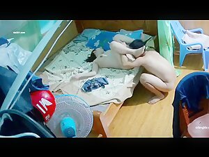 大奶熟女人妻 大白天在家啪啪 被男子骚逼舔的受不了真会舔 无套输出 射了一肚皮