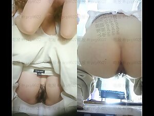 十二月电报收费最新流出 高校女厕偷拍前后双景同框几个学妹