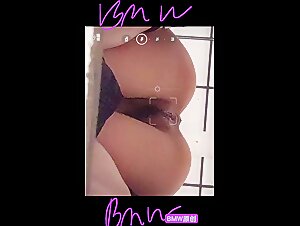 十二月流出六【精品厕拍】BMW高价收费群 女厕高颜值美女补光偷拍