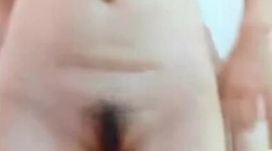 36E穴小奶大的人妻美女上演被包养的继续卧室啪啪,各种姿势干的啪啪响,说屁眼都被操了,国语淫荡对白!