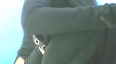 最新精选全镜偷窥长发漂亮美女嘘嘘 妹子你穿这么多内裤热不热 脱也麻烦