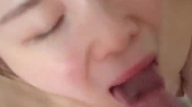 渴望精液的良家少妇 你叫啊 快点射 听说要来了 明显兴奋加快速度 口爆吃精