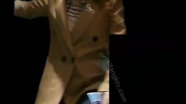 某小县城公厕近距离厕拍 几个年轻妹子速递1月9日晚再遇高颜值小姐姐4K高清版