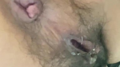 胆大包天坑神商场医院直闯女厕现场实拍超多小姐姐大小便最屌的是局部特写镜头都要碰到B1 (12)