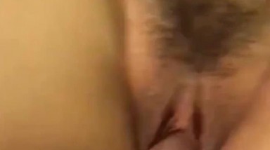 哺乳期的剖腹产少妇 边操边挤奶水 这视觉效果不错