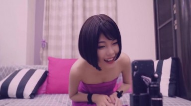 【新年贺岁档】最强AV剧情巨作 尾随漂亮主播到家 强上爆操女神白虎穴给你们看 国语中字 高清720P原版