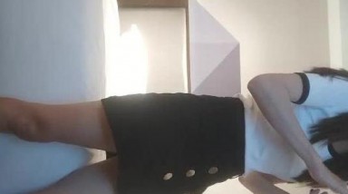 《老马车行》脾气火爆的徒弟小李约小卡片的外卖鸡服务不行吵架翻车感觉在看喜剧片对白搞笑