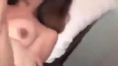 操清纯眼镜美眉 我都想逃了 戴眼镜的妹子就是反差大 看着特别骚