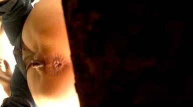 经典女厕厕拍加工厂厂外旱厕全集，打工小妹们轮流献B，有几个拍到脸蛋挺漂亮