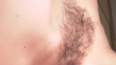 韵味熟女人妻 这个阿姨看着好有感觉 身材保养不错 鲍鱼也嫩 被操喷了 操抽搐了 内射