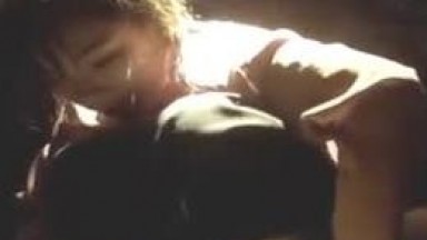 女厕厕拍 高颜值美眉嘘嘘 妹子你非要憋到快要出来才来尿吗 又急又长 还不停在滴 得喝了多少水啊