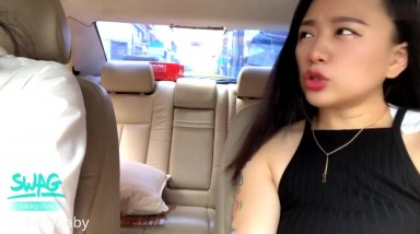 高颜值网红脸女大生搭计程车忘记带钱包没有办法只好用身体来付款啪啪啪车震口爆国语对白