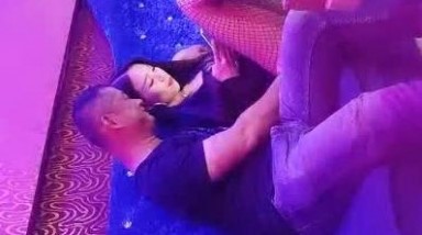 歌厅探花5 21大长腿骚妹