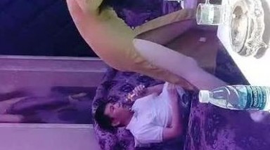 歌厅探花5 22今晚4p两个小萝莉